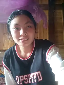 Hilary-123 online show from 04-22-26, 05:32