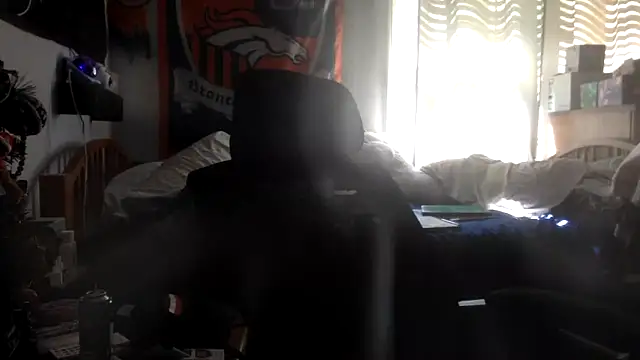 ValuedConcept687 online show from 04-23-26, 10:34