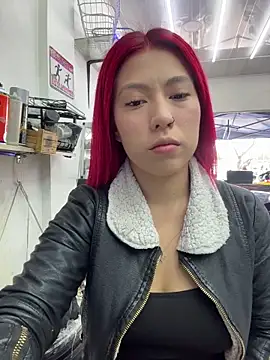 Scarlett firee online show from 01-16-26, 05:17