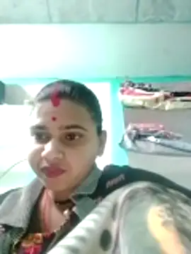 Snapshot of Big_hot44 chatting on 12-19-25, 03:24 Big hot44 online show from 12-19-25, 03:24