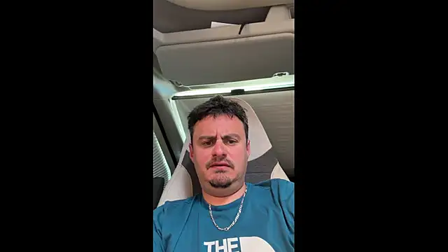 Snapshot of rominoumix chatting on 03-30-26, 01:45 rominoumix online show from 03-30-26, 01:45