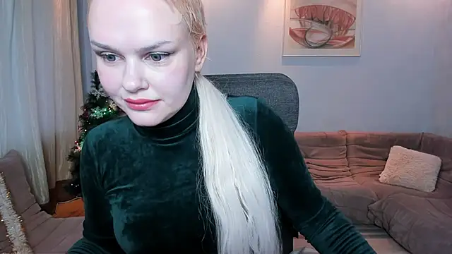 Snapshot of KamillaJei chatting on 12-18-25, 06:41 KamillaJei online show from 12-18-25, 06:41