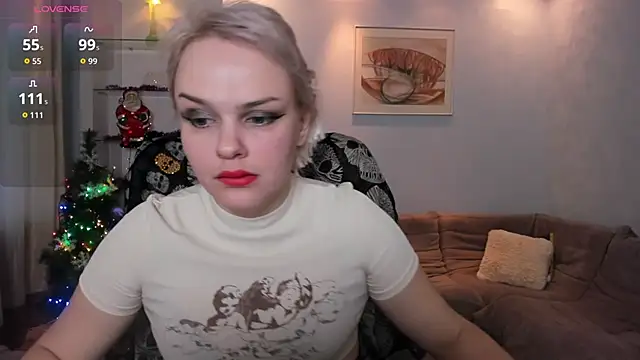 Snapshot of KamillaJei chatting on 01-08-26, 06:37 KamillaJei online show from 01-08-26, 06:37