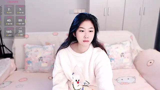 Snapshot of Camila-888 chatting on 12-17-25, 03:18 Camila-888 online show from 12-17-25, 03:18