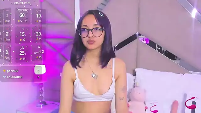 Snapshot of Dreammy_Kitty chatting on 12-15-25, 12:53 Dreammy Kitty online show from 12-15-25, 12:53