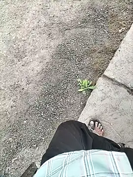 slimmicute online show from 12-15-25, 11:47