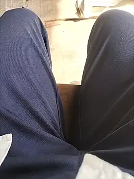 slimmicute online show from 12-20-25, 07:37