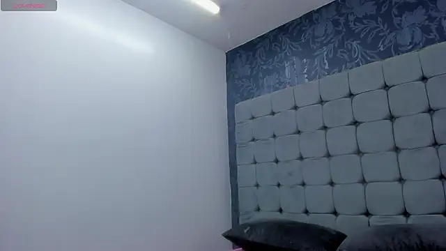 Messy Karol  online show from 03-10-26, 03:06