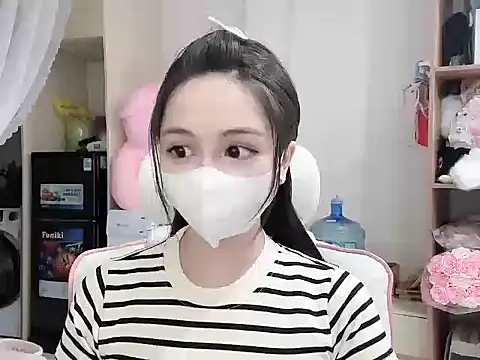 Yuyu-baobei online show from 04-29-26, 04:44