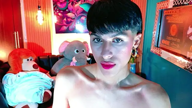 Snapshot of StormLuxX chatting on 05-03-26, 02:56 StormLuxX online show from 05-03-26, 02:56
