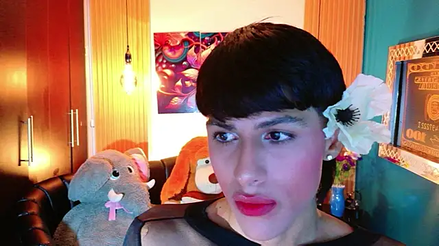 Snapshot of StormLuxX chatting on 05-05-26, 12:46 StormLuxX online show from 05-05-26, 12:46
