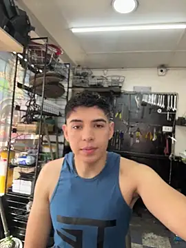 Johan stick online show from 12-22-25, 03:53