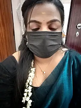 Snapshot of Tamil_Shara chatting on 03-11-26, 09:10 Tamil Shara online show from 03-11-26, 09:10