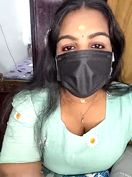 Snapshot of Tamil_Shara chatting on 04-17-26, 09:45 Tamil Shara online show from 04-17-26, 09:45