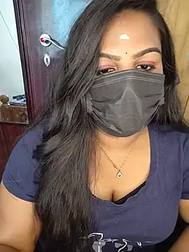Snapshot of Tamil_Shara chatting on 05-19-26, 07:37 Tamil Shara online show from 05-19-26, 07:37