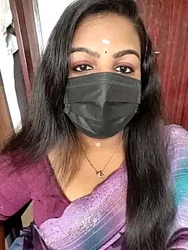 Snapshot of Tamil_Shara chatting on 05-27-26, 08:00 Tamil Shara online show from 05-27-26, 08:00