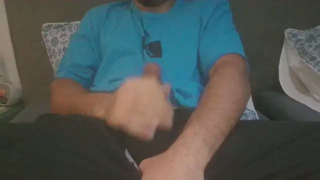 userre08 online show from 12-18-25, 08:15