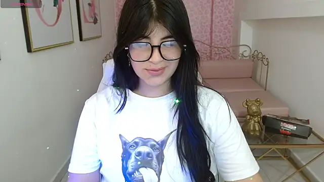 Nina harpper  online show from 04-13-26, 01:05