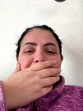 Snapshot of gini92 chatting on 01-11-26, 08:19 gini92 online show from 01-11-26, 08:19