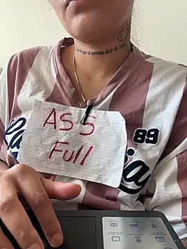 Snapshot of Slut_Dirty_Nastyy chatting on 03-27-26, 09:36 Slut Dirty Nastyy online show from 03-27-26, 09:36