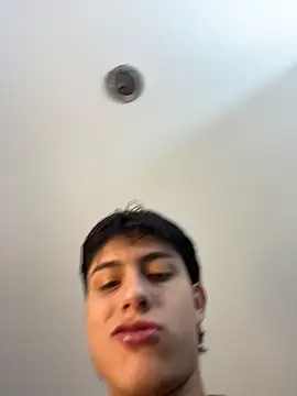 Lander Cruz online show from 12-20-25, 04:03