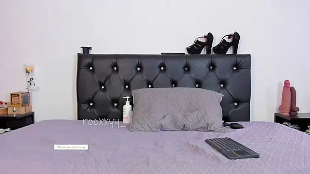 nyloncouple777 online show from 05-07-26, 09:09