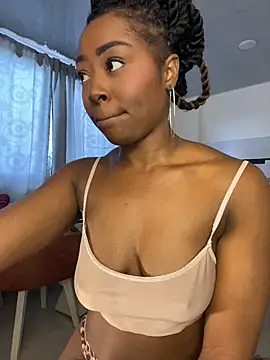 Cynthia es online show from 07-28-26, 06:31
