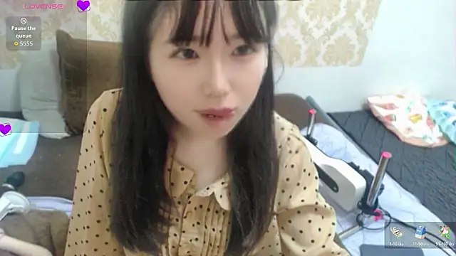 Snapshot of himaridesu chatting on 07-26-26, 06:54 himaridesu online show from 07-26-26, 06:54