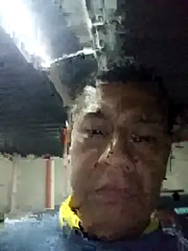 Snapshot of cachorrosexmex chatting on 12-17-25, 01:55 cachorrosexmex online show from 12-17-25, 01:55