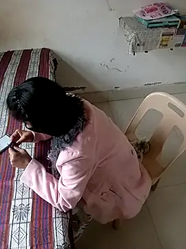 Snapshot of Kavya-collage chatting on 12-15-25, 05:55 Kavya-collage online show from 12-15-25, 05:55