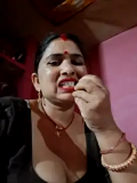 Snapshot of Your-shreya143 chatting on 05-20-26, 03:18 Your-shreya143 online show from 05-20-26, 03:18