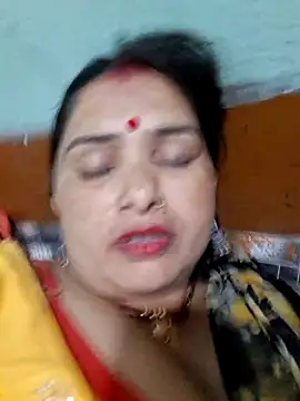 Snapshot of Your-shreya143 chatting on 06-03-26, 11:24 Your-shreya143 online show from 06-03-26, 11:24