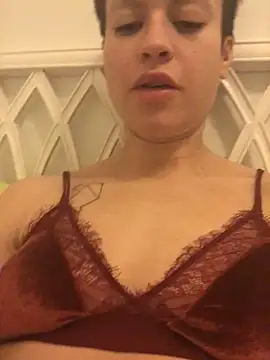 Snapshot of YoungDutchRuby chatting on 12-15-25, 10:14 YoungDutchRuby online show from 12-15-25, 10:14