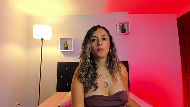 Victoria Rose  online show from 05-11-26, 04:04