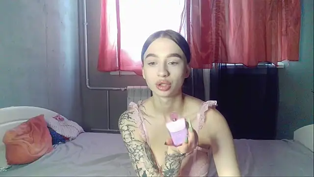 Snapshot of imChatty_Alice chatting on 01-12-26, 07:57 imChatty Alice online show from 01-12-26, 07:57