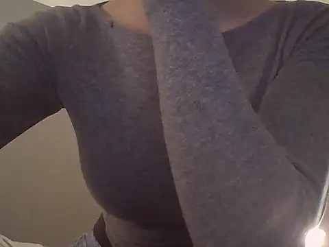 Snapshot of __RITA__ chatting on 12-17-25, 09:10 RITA online show from 12-17-25, 09:10