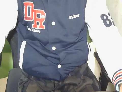 Snapshot of Michal_Fransis chatting on 01-15-26, 05:49 Michal Fransis online show from 01-15-26, 05:49