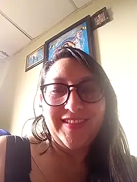 Valeria montana  online show from 04-19-26, 03:22