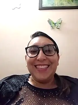 Valeria montana  online show from 04-22-26, 12:02