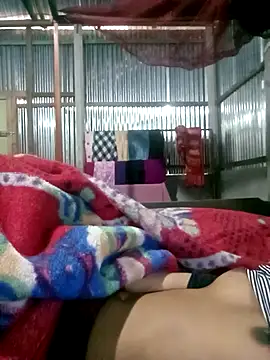 naughtygirl96 online show from 04-12-26, 12:59