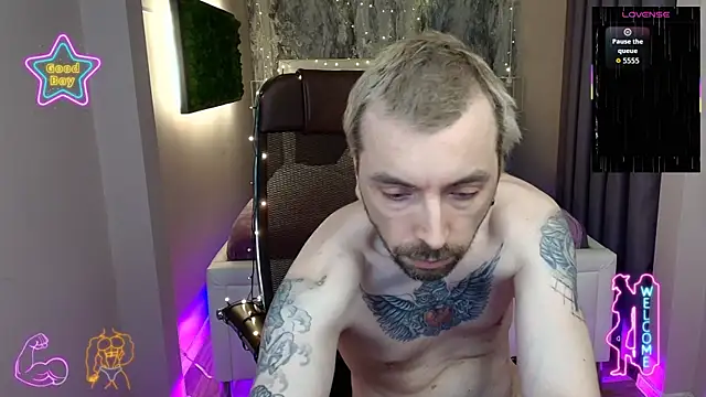 Snapshot of shaun_white chatting on 12-16-25, 09:20 shaun white online show from 12-16-25, 09:20