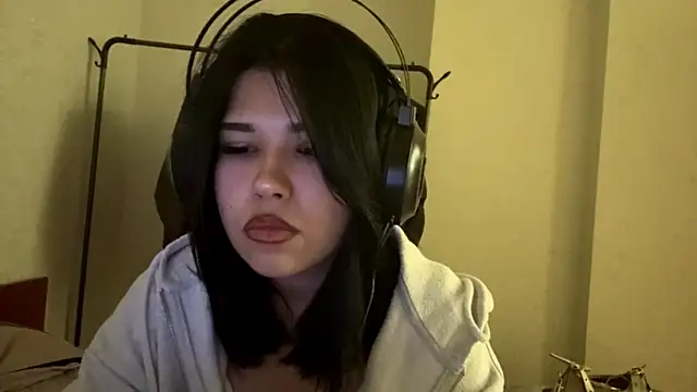 Lolamein online show from 12-03-25, 03:32