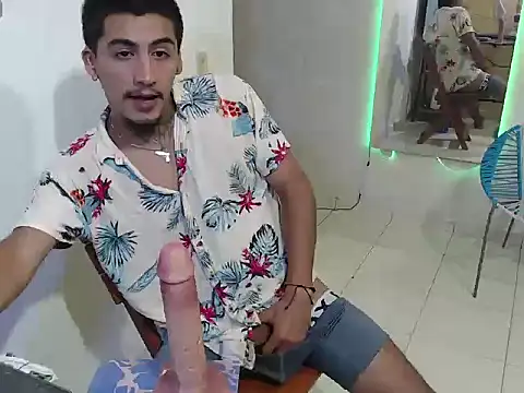 maxI dick33 online show from 04-03-26, 01:58