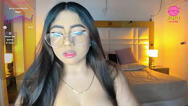 Zoei Moon online show from 03-30-26, 07:15