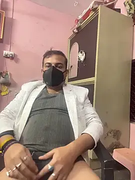 Snapshot of yoyoyohunny chatting on 12-14-25, 10:20 yoyoyohunny online show from 12-14-25, 10:20