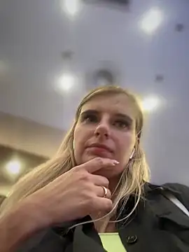 Betsy online show from 02-01-25, 12:37