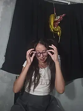 Snapshot of Cristal_azul777 chatting on 01-10-26, 03:30 Cristal azul777 online show from 01-10-26, 03:30