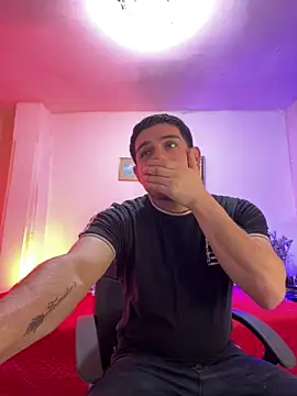 williamsmiiths16 online show from 03-22-26, 08:34