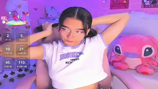 Snapshot of isabella_castillo_ chatting on 12-03-25, 08:40 isabella castillo online show from 12-03-25, 08:40