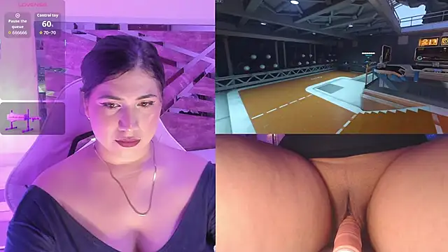 CloeMoon online show from 12-21-25, 05:03